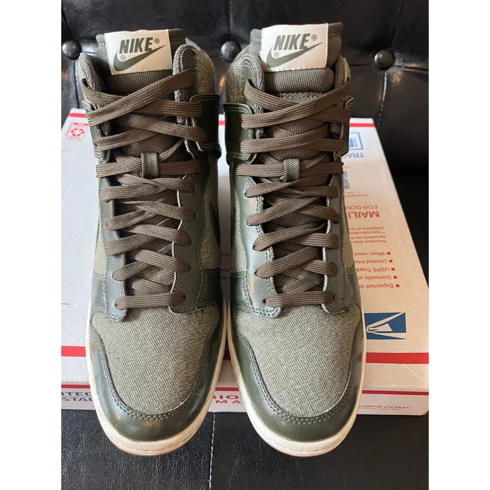 Nike great minor